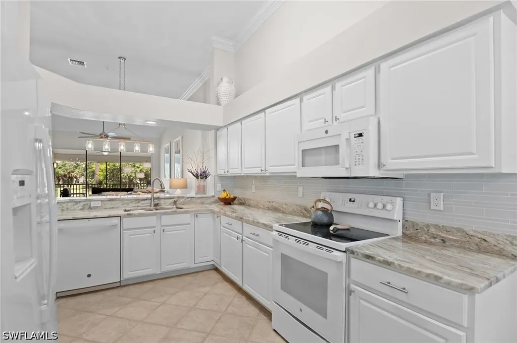 1930 Willow Bend Circle Naples FL 34109