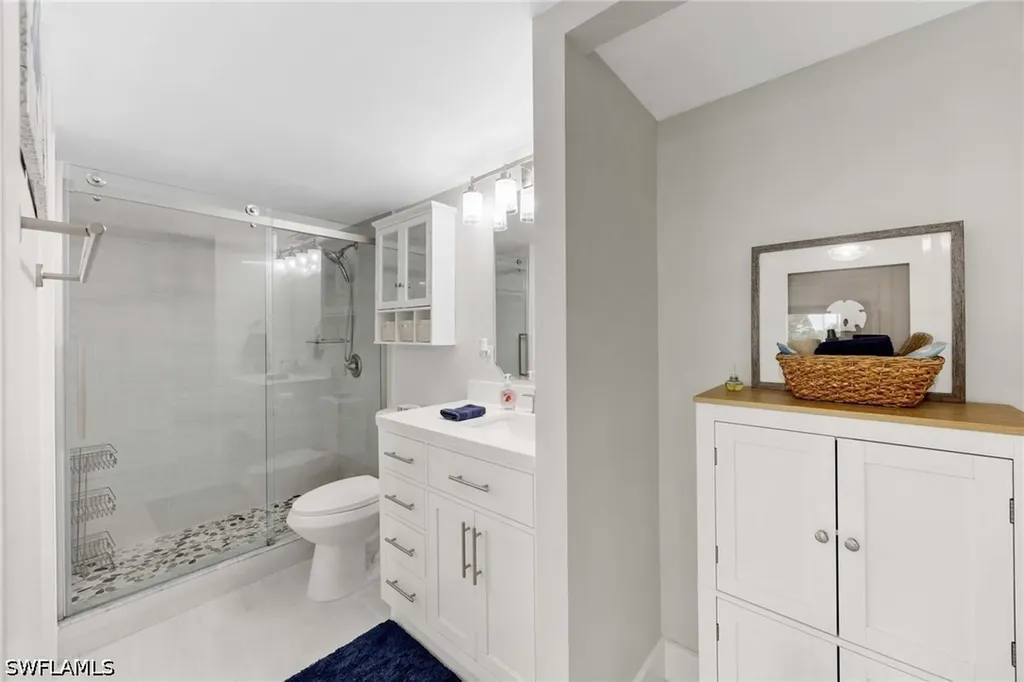 5 Bluebill Avenue Naples FL 34108