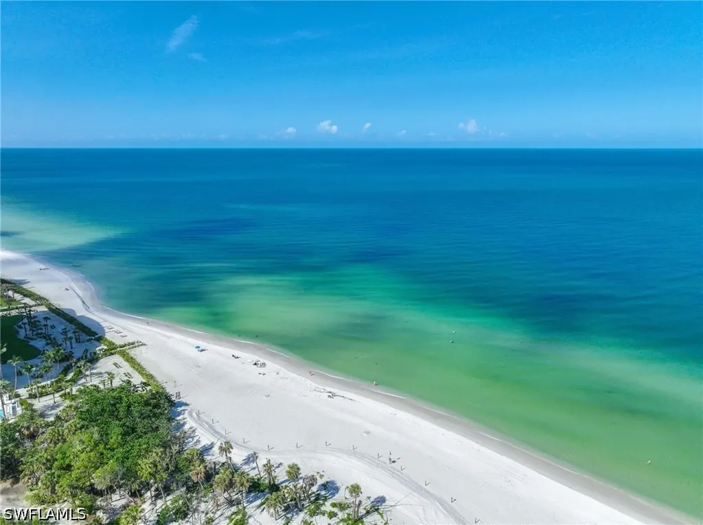 5 Bluebill Avenue Naples FL 34108
