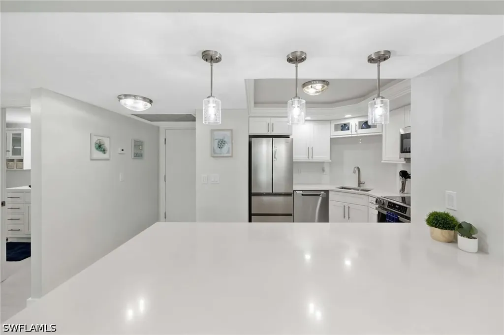 5 Bluebill Avenue Naples FL 34108