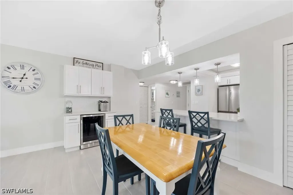 5 Bluebill Avenue Naples FL 34108