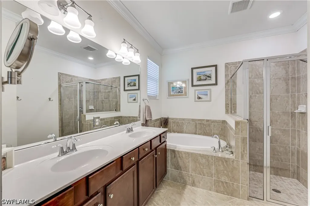 4331 Raffia Palm Circle Naples FL 34119