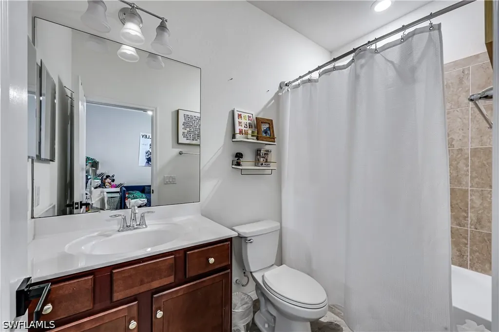 4331 Raffia Palm Circle Naples FL 34119