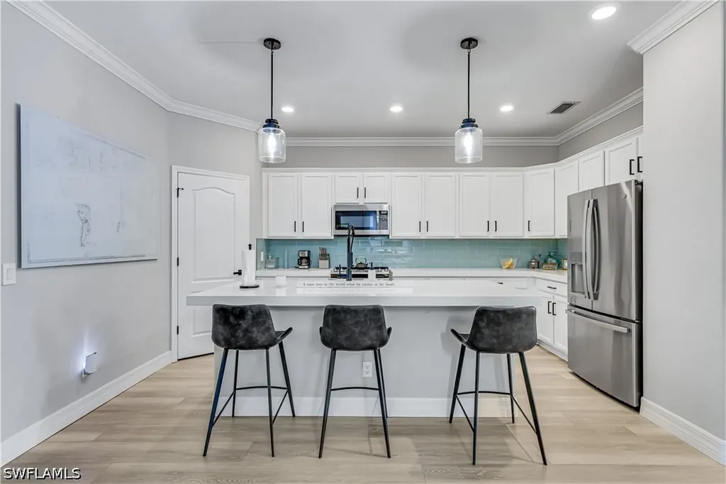 4331 Raffia Palm Circle Naples FL 34119
