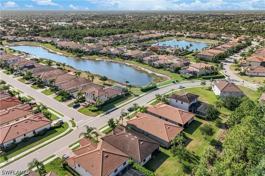4331 Raffia Palm Circle Naples FL 34119