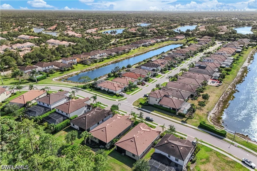 4331 Raffia Palm Circle Naples FL 34119