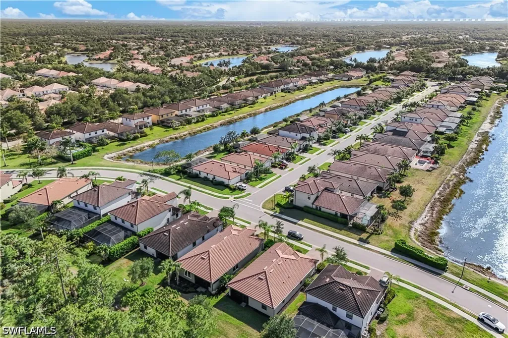 4331 Raffia Palm Circle Naples FL 34119
