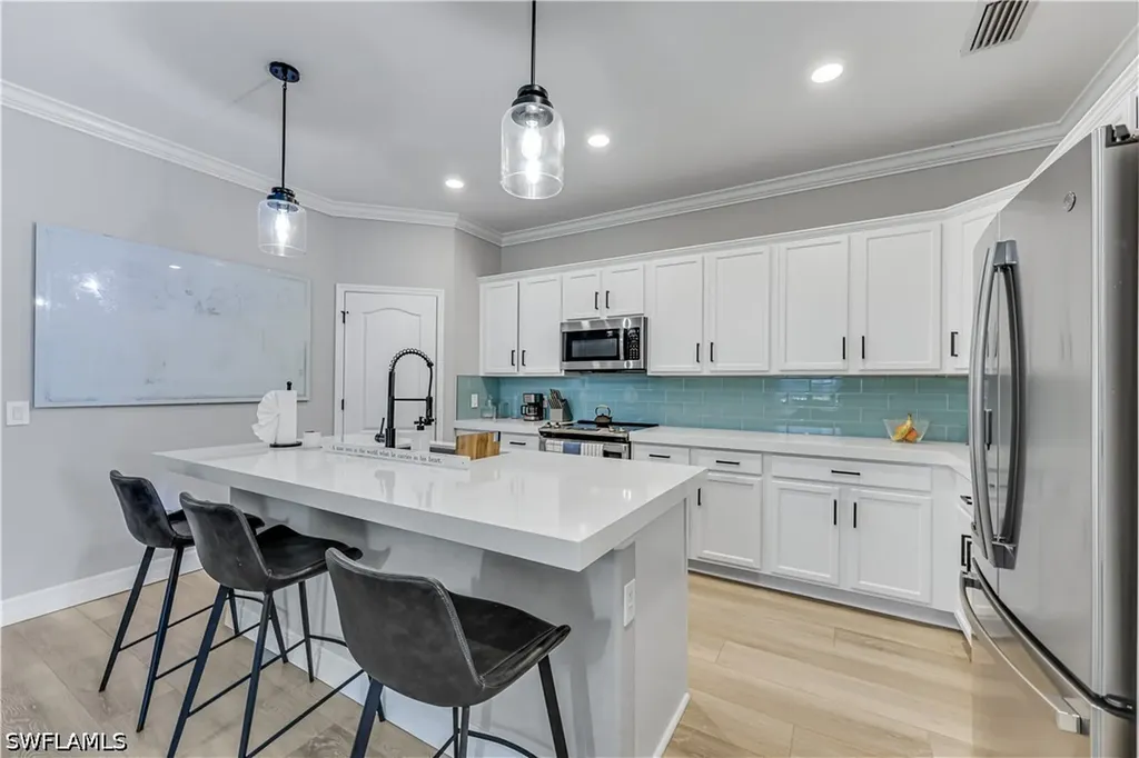 4331 Raffia Palm Circle Naples FL 34119