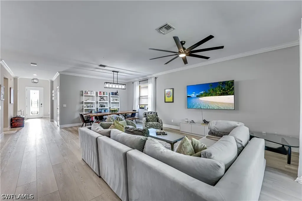 4331 Raffia Palm Circle Naples FL 34119