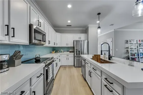 4331 Raffia Palm Circle Naples FL 34119