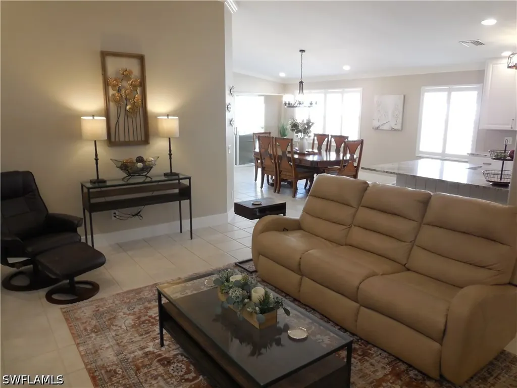 5441 Guadeloupe Way Naples FL 34119