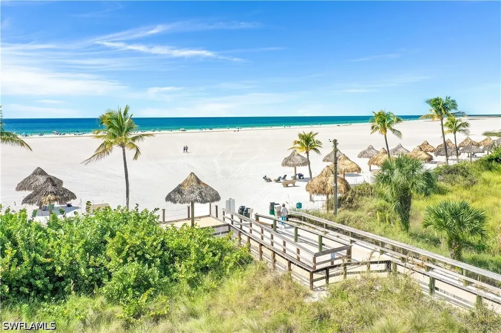 337 Vintage Bay Drive Marco Island FL 34145