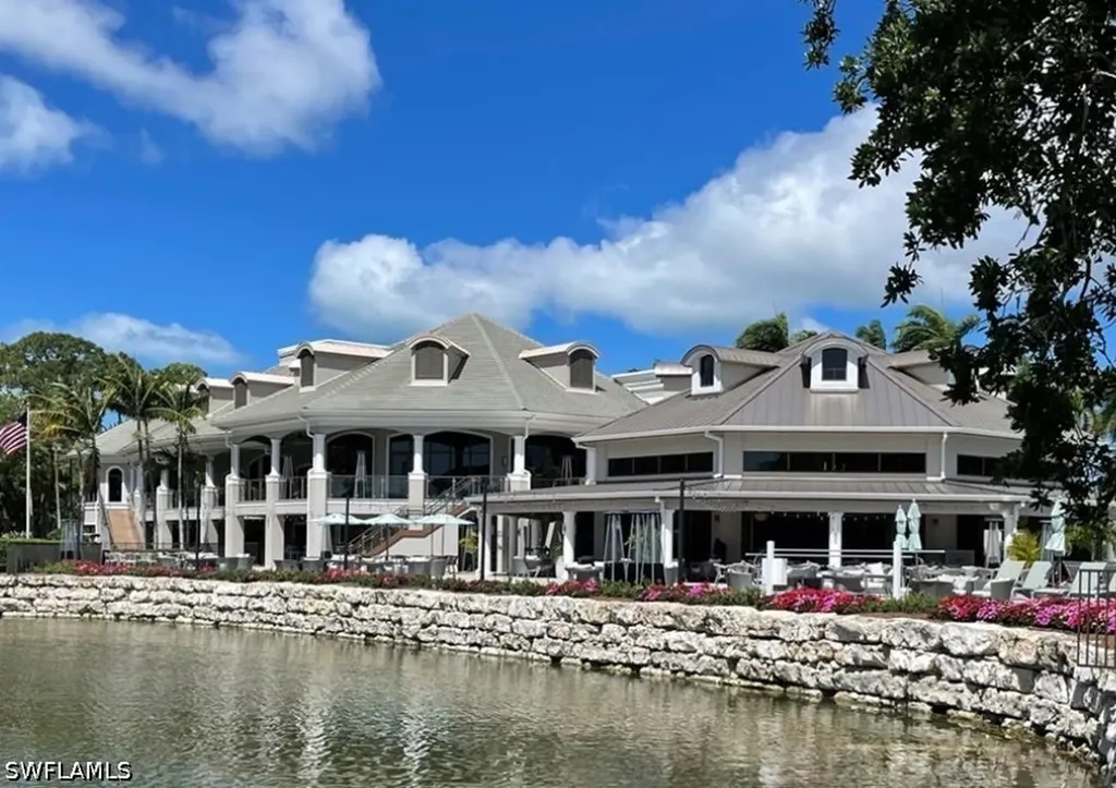 1789 Winding Oaks Way Naples FL 34109