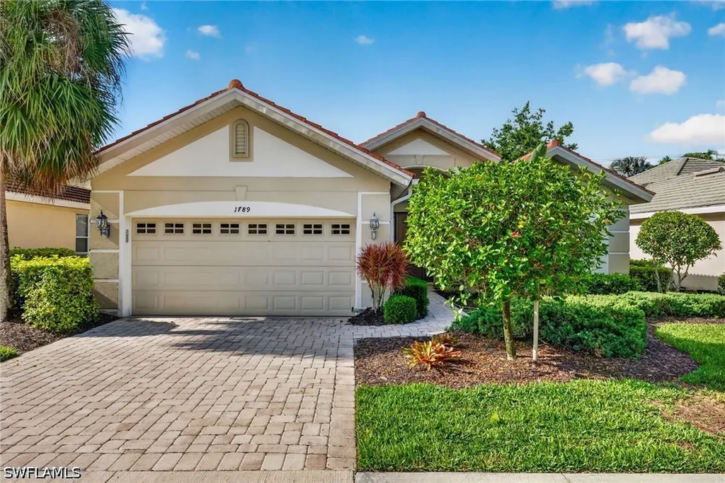 1789 Winding Oaks Way Naples FL 34109