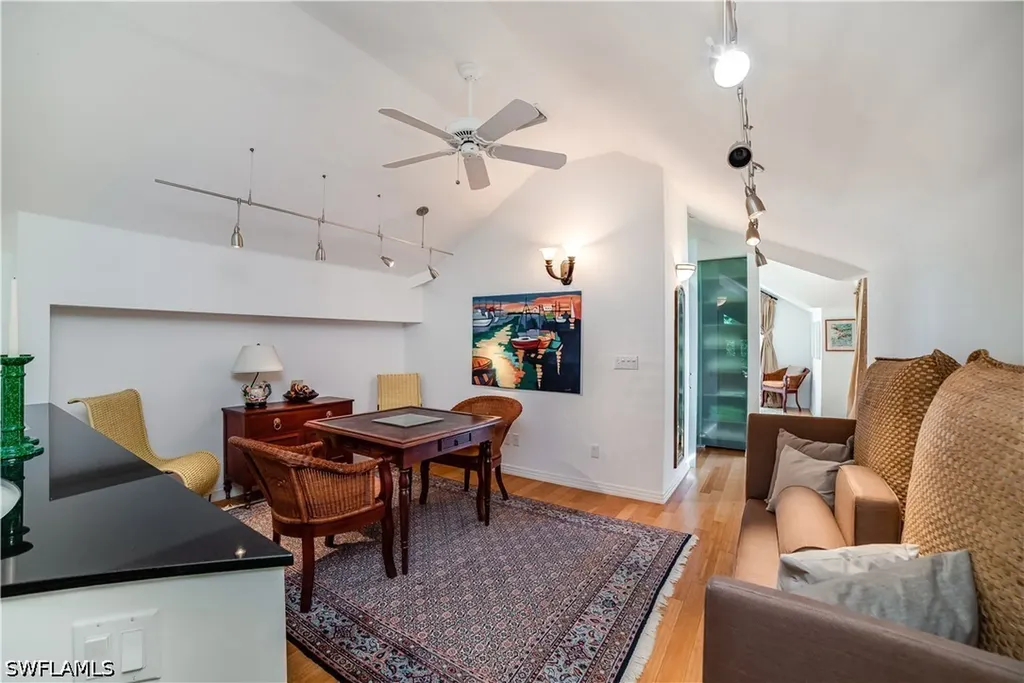 883 Galleon Drive Naples FL 34102