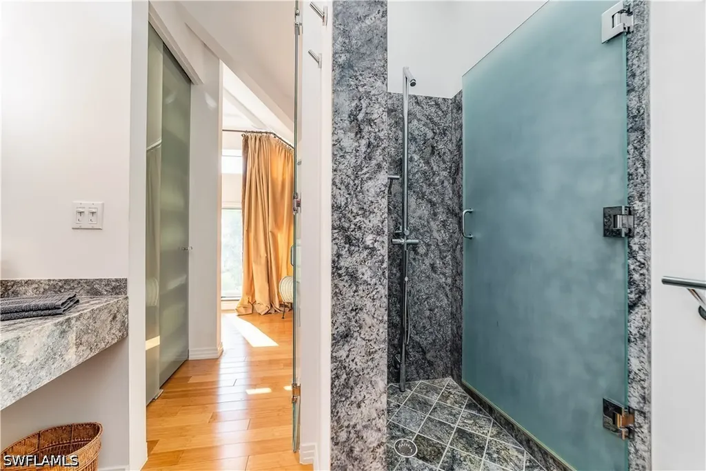 883 Galleon Drive Naples FL 34102