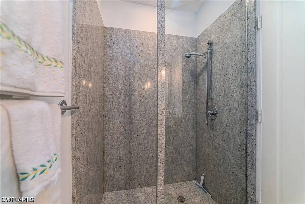 883 Galleon Drive Naples FL 34102