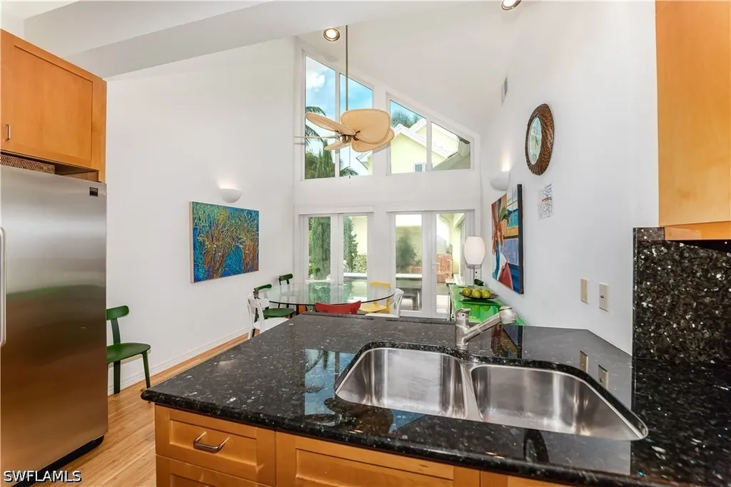 883 Galleon Drive Naples FL 34102