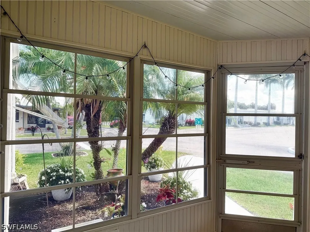 22 Turquoise Avenue Naples FL 34114