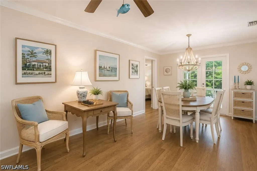 587 Parkwood Lane Naples FL 34103
