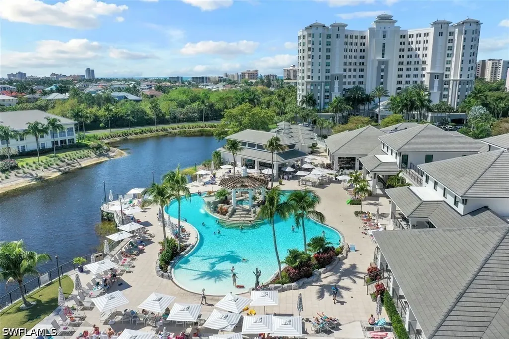 300 Dunes Boulevard Naples FL 34110
