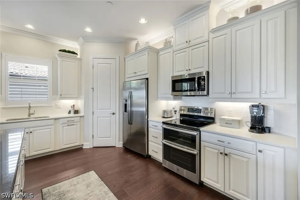 9684 Montelanico Loop Naples FL 34119