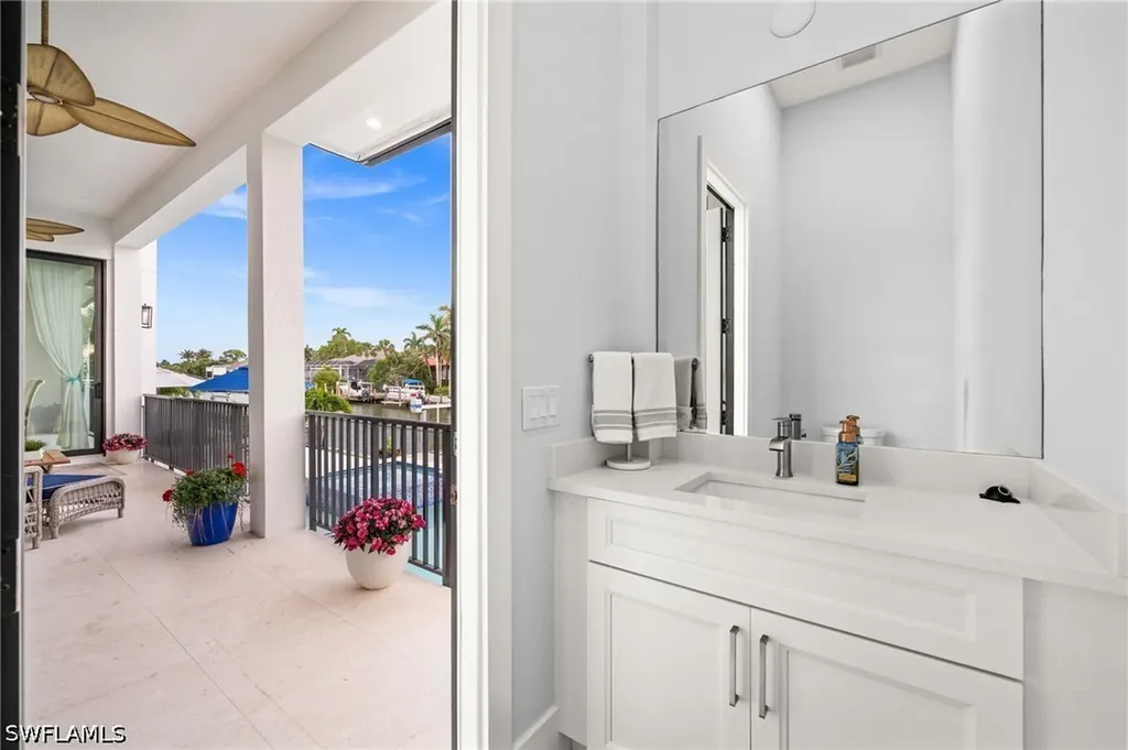 388 Pine Avenue Naples FL 34108