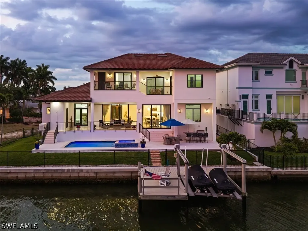 388 Pine Avenue Naples FL 34108