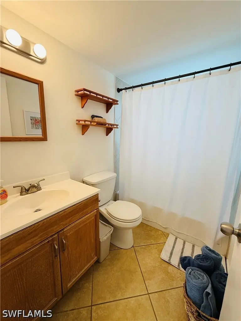 3250 10th Street N Naples FL 34103