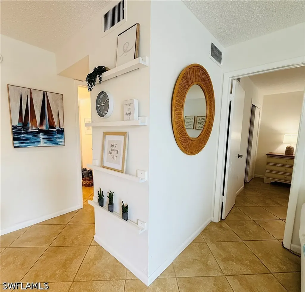 3250 10th Street N Naples FL 34103