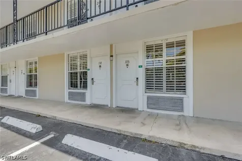 2555 Tamiami Trail N Naples FL 34103