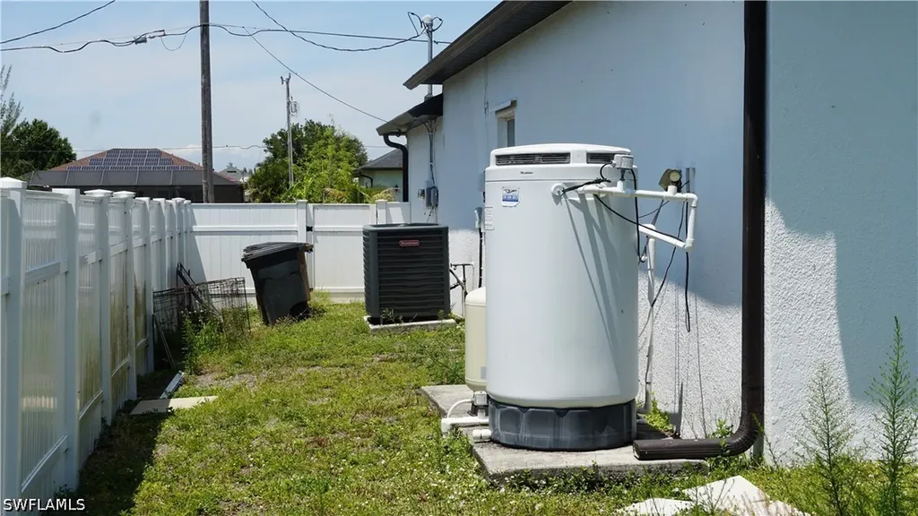Cape Coral FL 33993