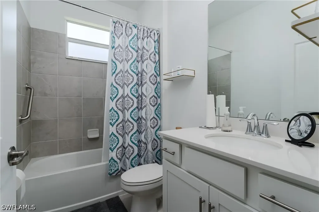 2140 Dragonfruit Way Naples FL 34120