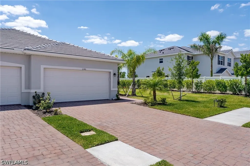 2140 Dragonfruit Way Naples FL 34120