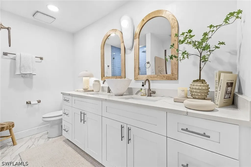 27911 Hacienda East Boulevard Bonita Springs FL 34135