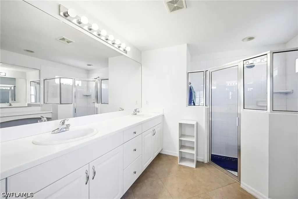 9072 Astonia Way Estero FL 33967