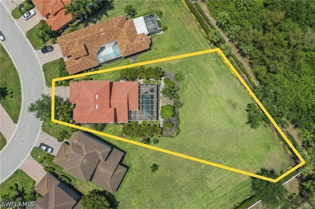 9072 Astonia Way Estero FL 33967