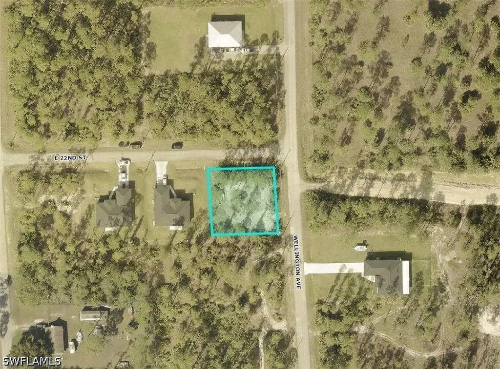 3406 E 22nd Street Alva FL 33920