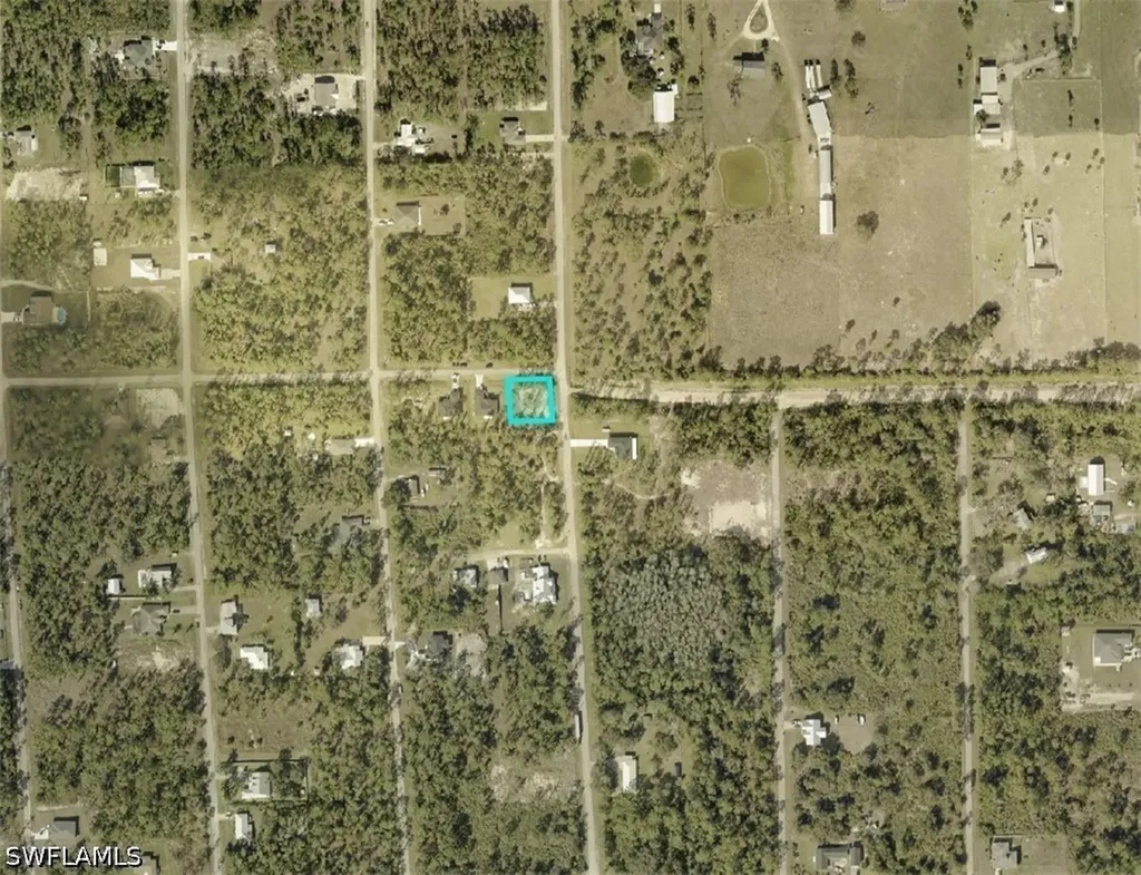 3406 E 22nd Street Alva FL 33920