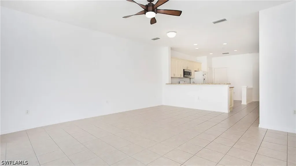 880 Hampton Circle Naples FL 34105