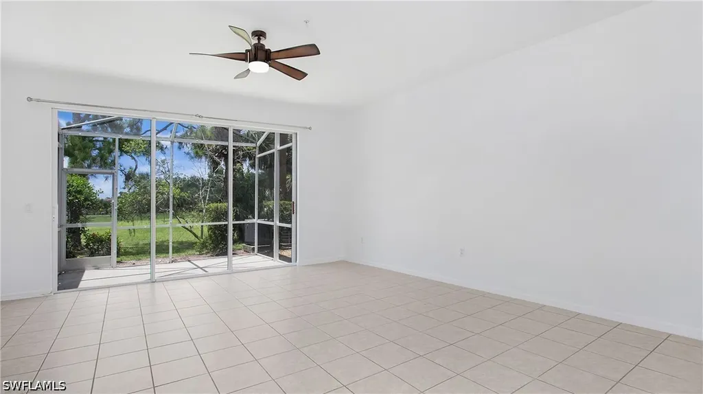 880 Hampton Circle Naples FL 34105