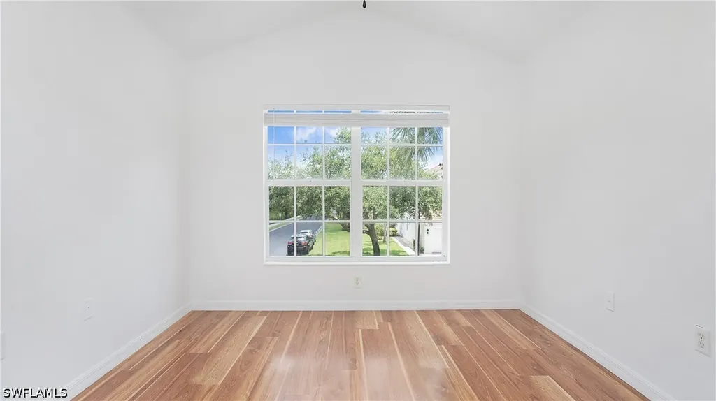 880 Hampton Circle Naples FL 34105