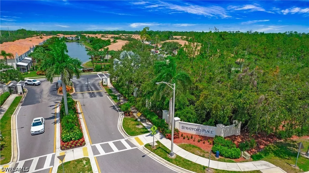 880 Hampton Circle Naples FL 34105