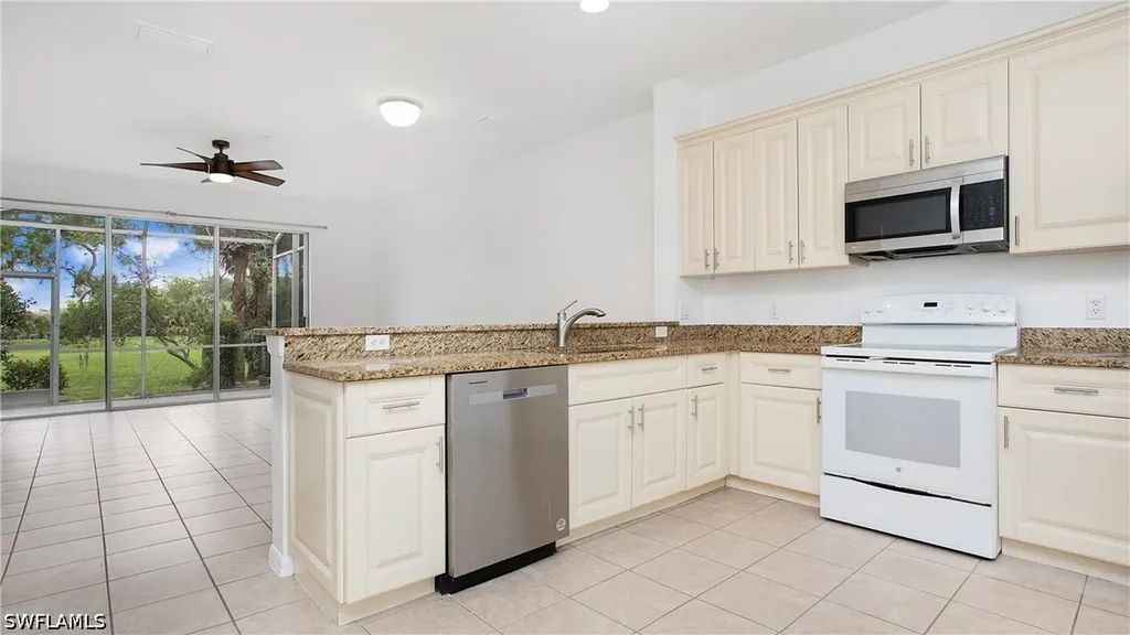 880 Hampton Circle Naples FL 34105