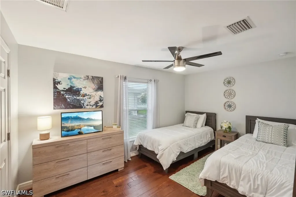 3717 Agualinda Boulevard Cape Coral FL 33914