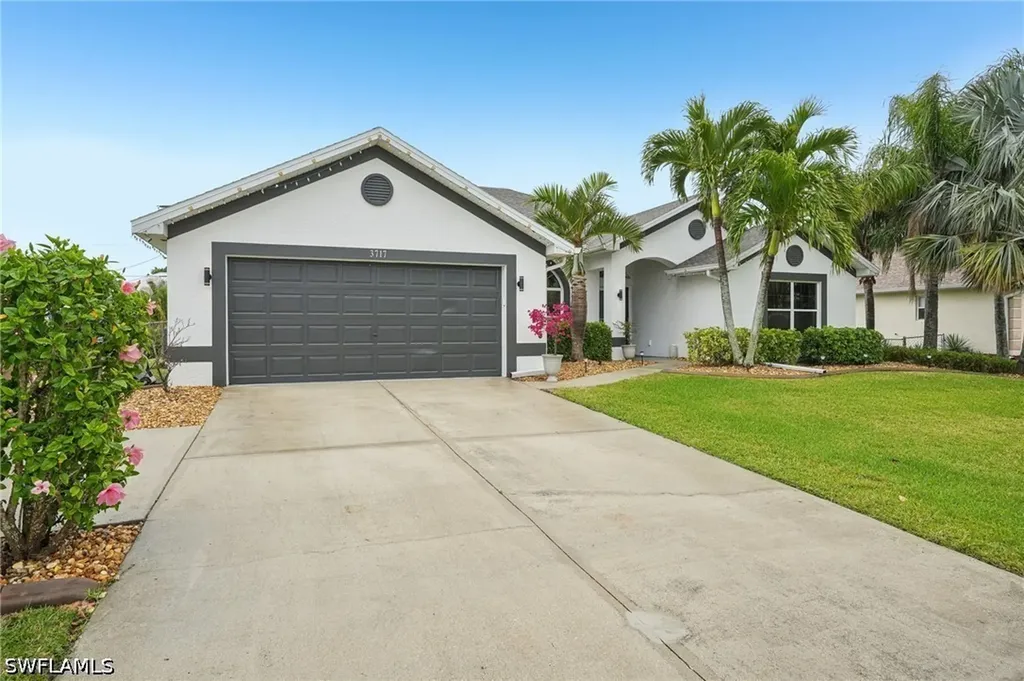 3717 Agualinda Boulevard Cape Coral FL 33914