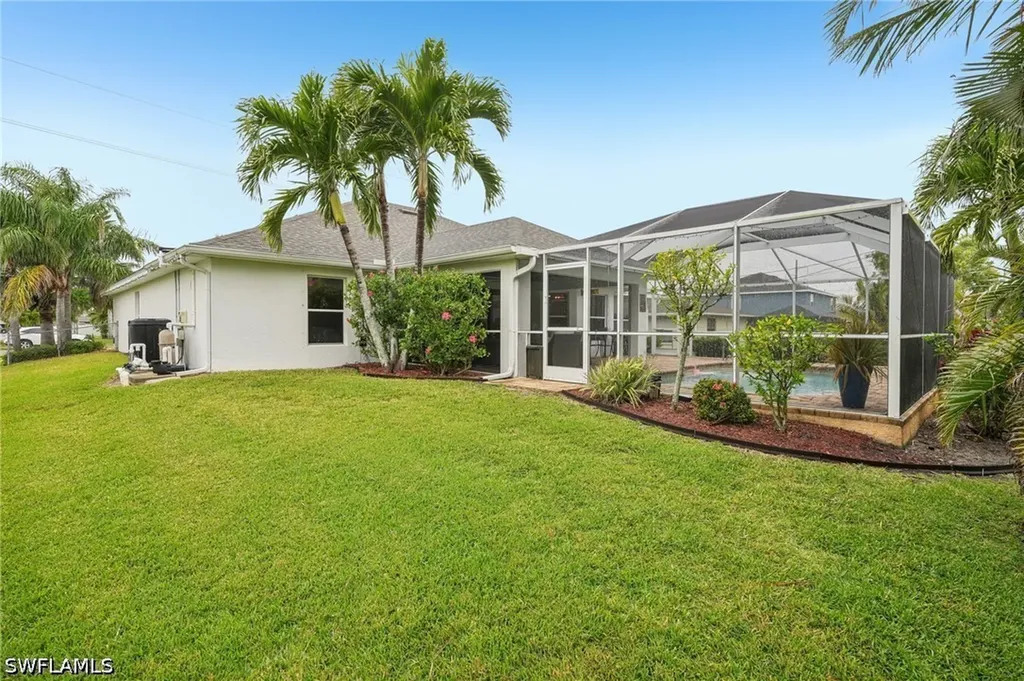3717 Agualinda Boulevard Cape Coral FL 33914
