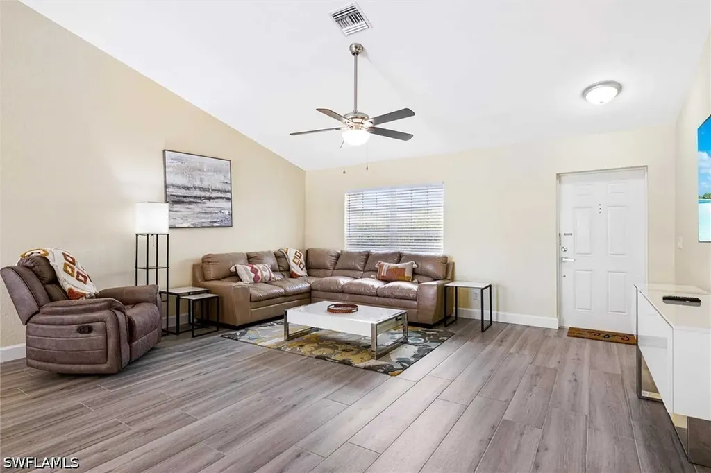 2122 SW 25th Street Cape Coral FL 33914