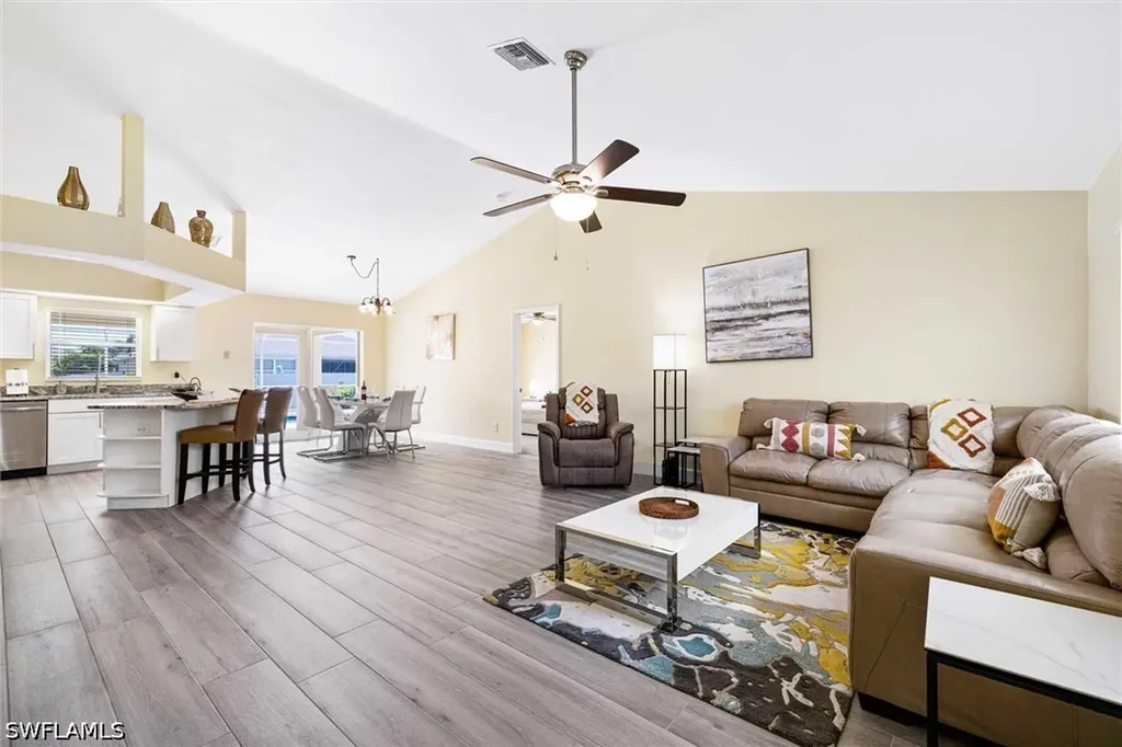 2122 SW 25th Street Cape Coral FL 33914