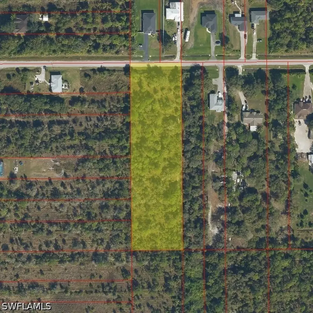 Xxx 72nd Avenue NE Naples FL 34120